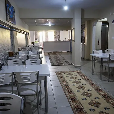 Hostel 22 *